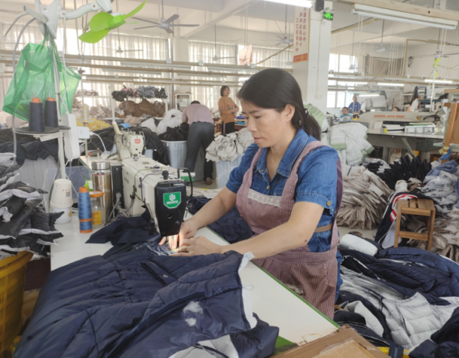 中琪華成服飾制造 以智能化數(shù)字化升級為引擎，驅(qū)動傳統(tǒng)服裝產(chǎn)業(yè)煥發(fā)新活力